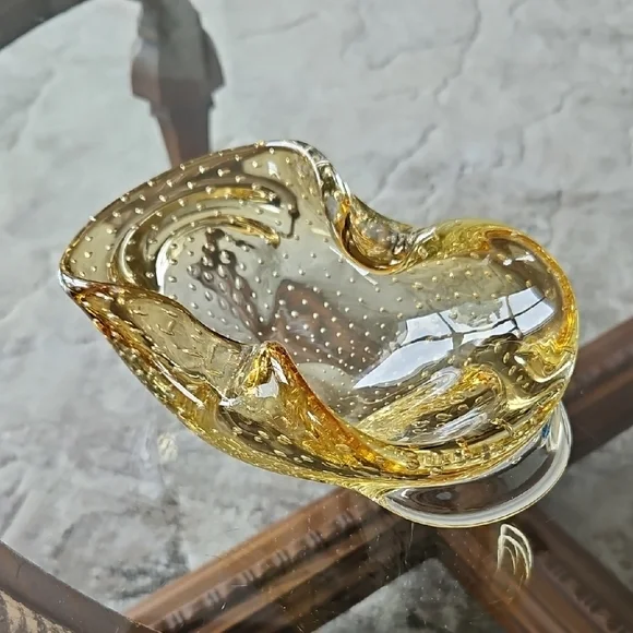 Art Glass Bowl - Luminous Gold - Vintage - Picture 12 of 12